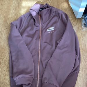 Short nike zip up